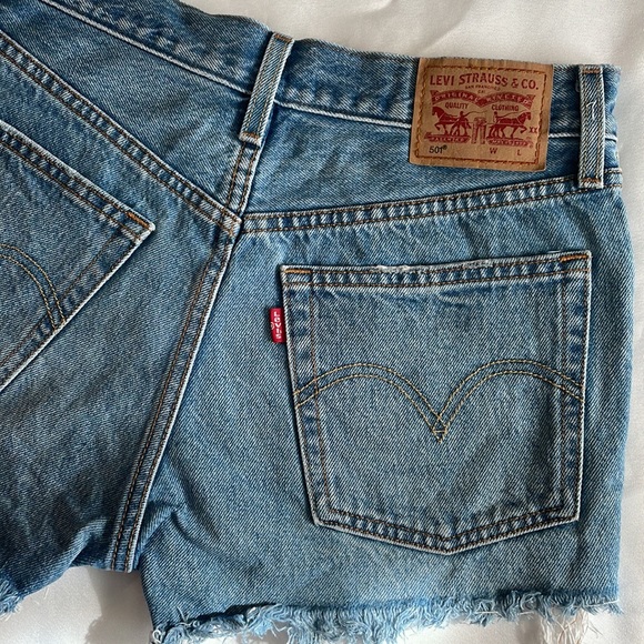Levi’s 501 High Rise Denim Shorts - Picture 7 of 10